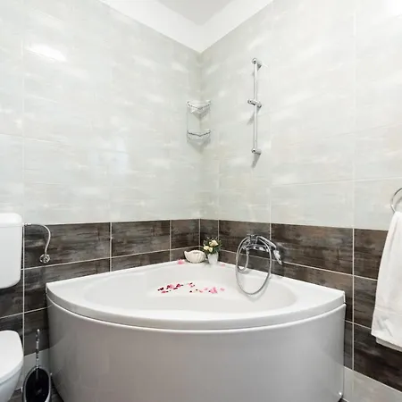Apartman La Sierra *mini Pools Apartment* Trogir