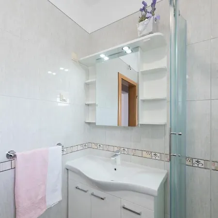 La Sierra *mini Pools Apartment* * Trogir