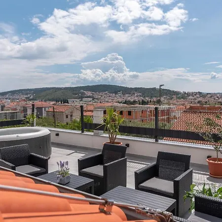 Апартаменты La Sierra *mini Pools Apartment*