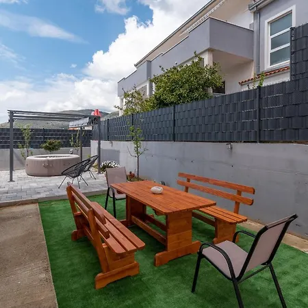 La Sierra *mini Pools Apartment*