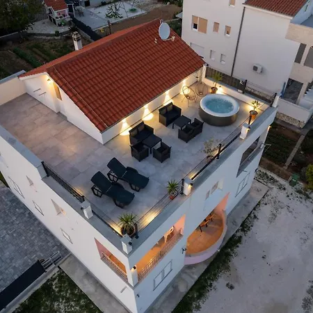 Apartman La Sierra *mini Pools Apartment* *